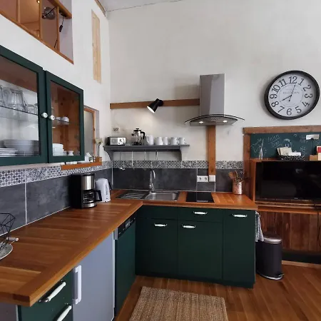 Zur Alten Scheune Apartment